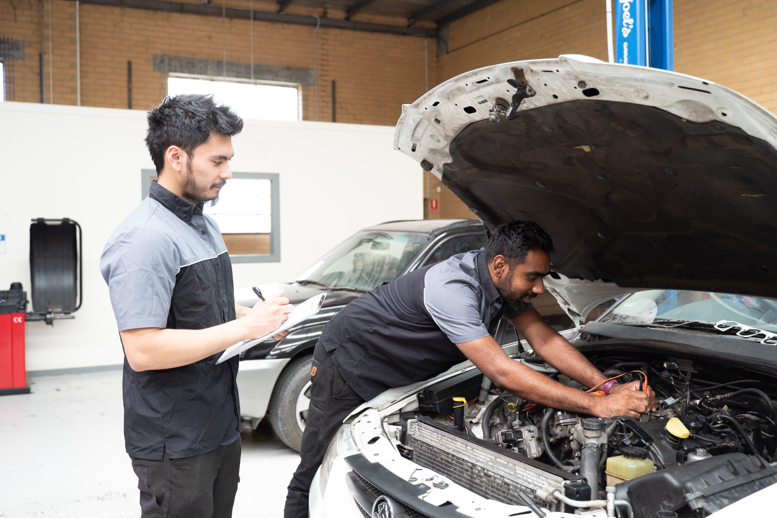 AUR50216 &ndash; Diploma of Automotive Technology